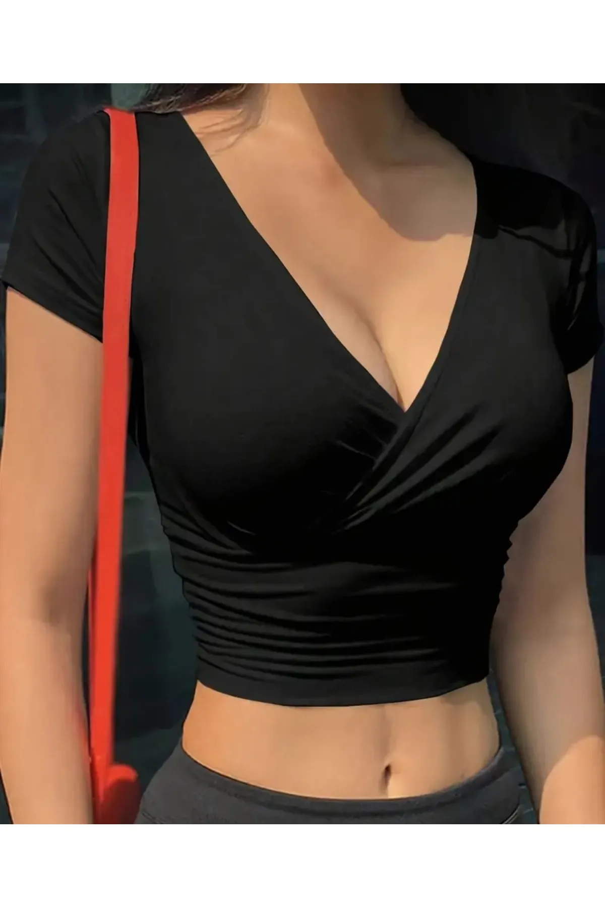 Kruvaze Yaka Bel Kısmı Büzgülü Body